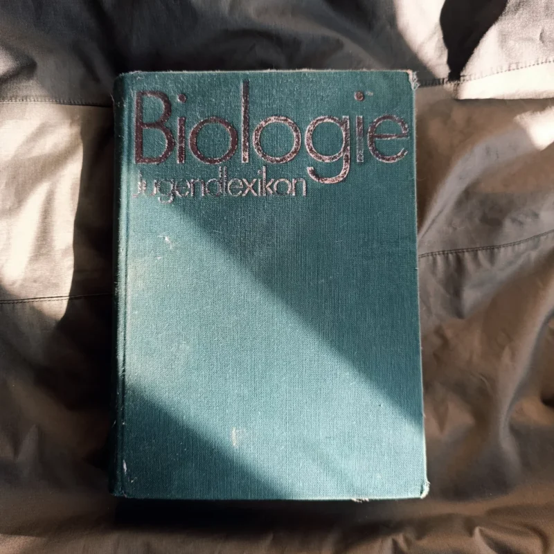 Jugendlexikon Biologie in der Vorderansicht