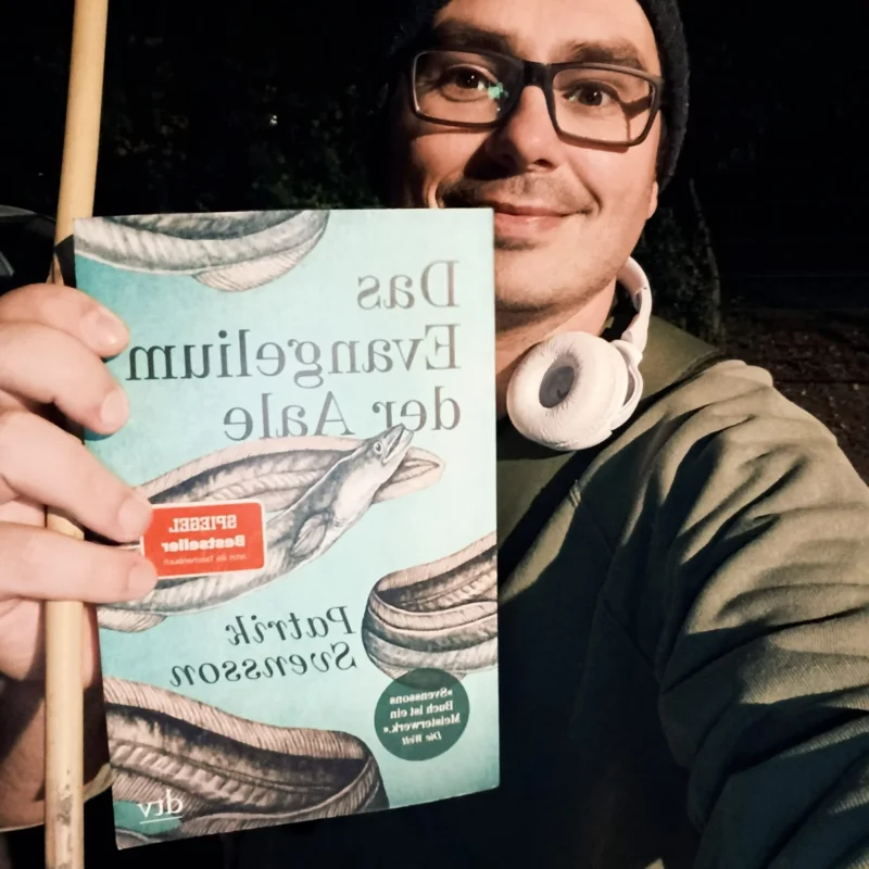 Christoph hat das Ziel seiner Buchwanderung erreicht