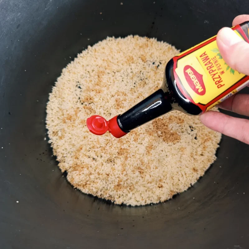 Maggi wird über Angelfutter Couscous verteilt