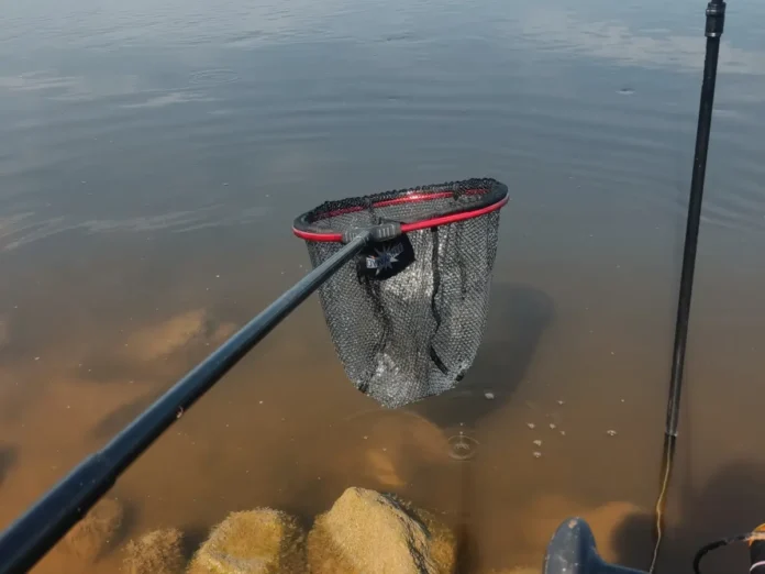 Dynamite Baits Floating Rubber Net Kescherkopf im Test