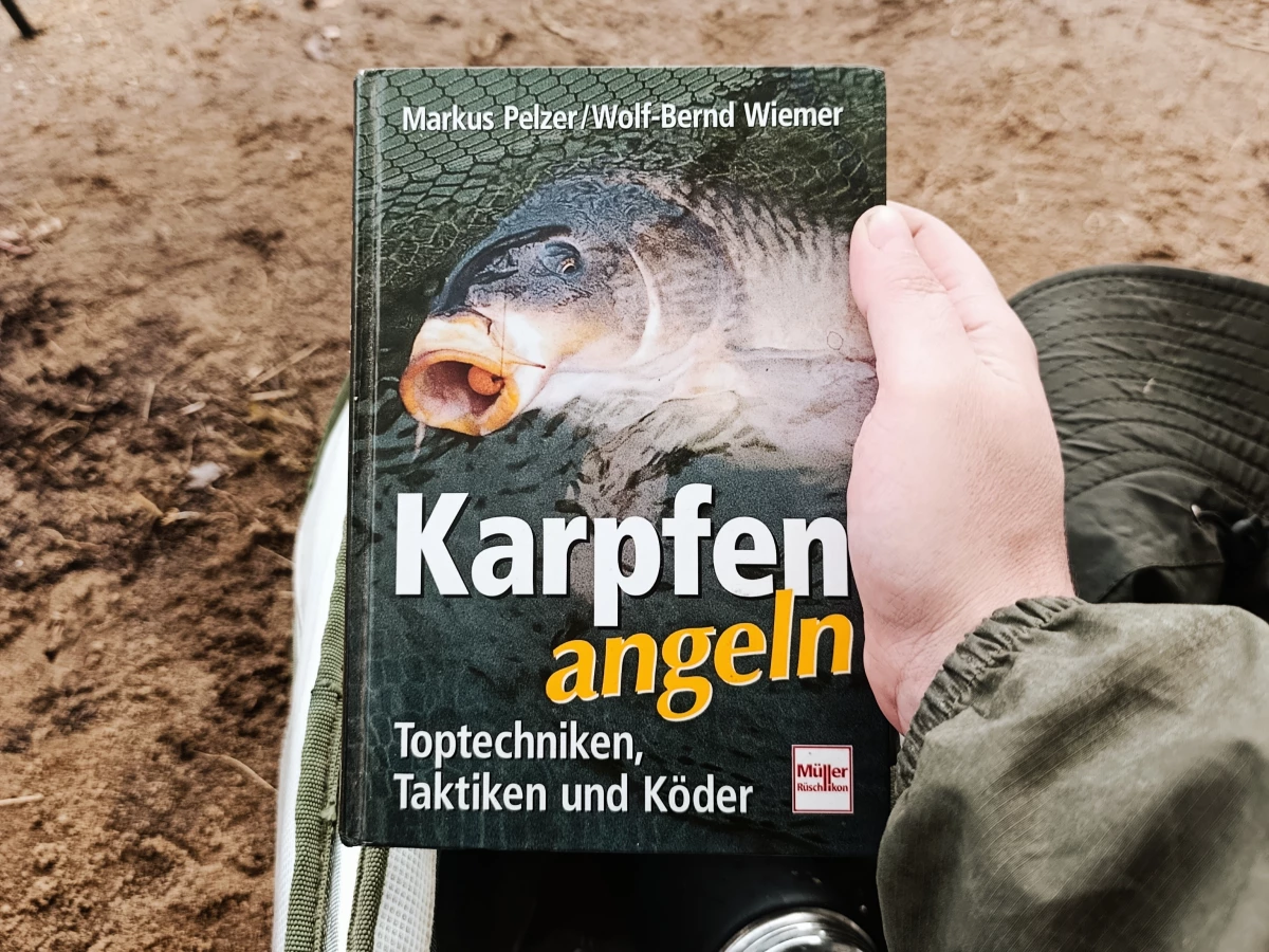 Buchrezension: Karpfen angeln von Markus Pelzer und Wolf-Bernd Wiemer