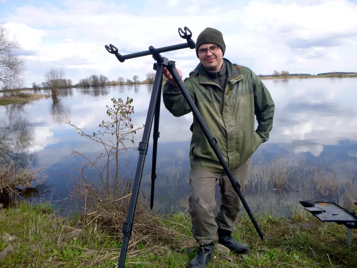 Korum Compact River Tripod Gewichtstest und Erfahrungsbericht