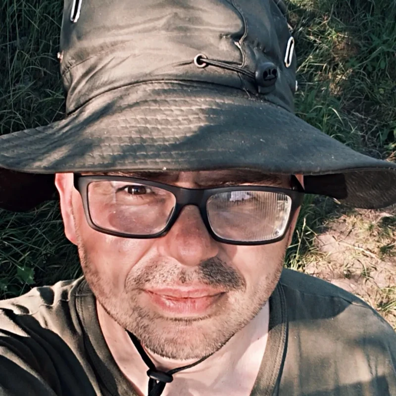 Christoph komplett fertig nach 9h Angeln in der Junisonne