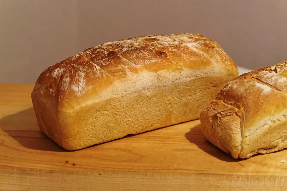 Weißbrot für die Herstellung von Paniermehl